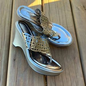 Cute Carlos by Carlos Santana platform sandals 🌷🌷